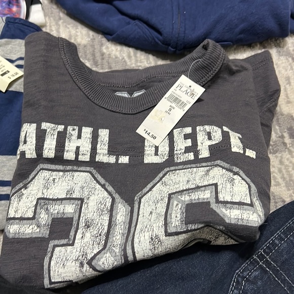 Boys 6pc Hoodie, Shirts 👕, and Pants 👖 Lot Children’s Place, p.s., Sonoma, JB - Picture 6 of 8